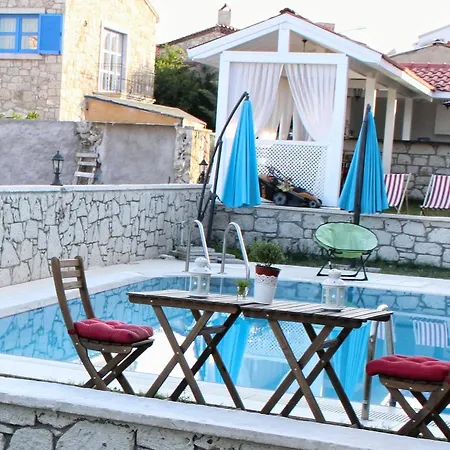 Alacati Lucky Angel Couette-café 4*