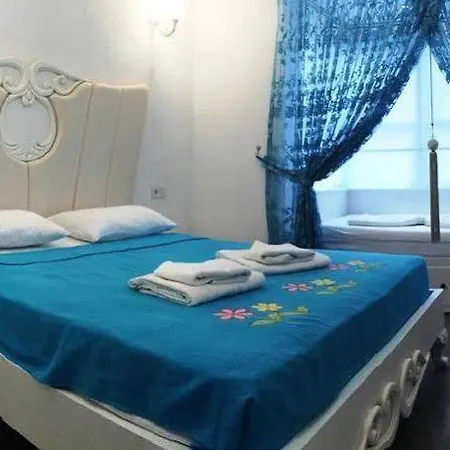 Alacati Lucky Angel Couette-café Çeşme