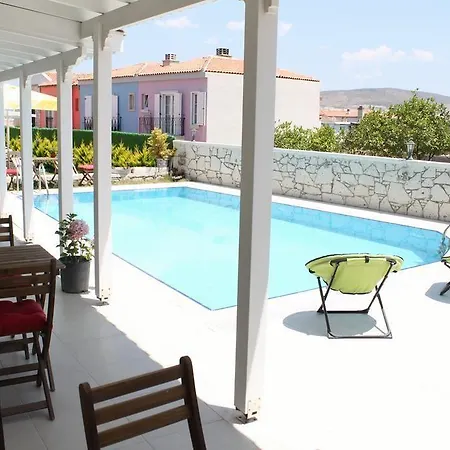 Alacati Lucky Angel Bed & Breakfast 4*
